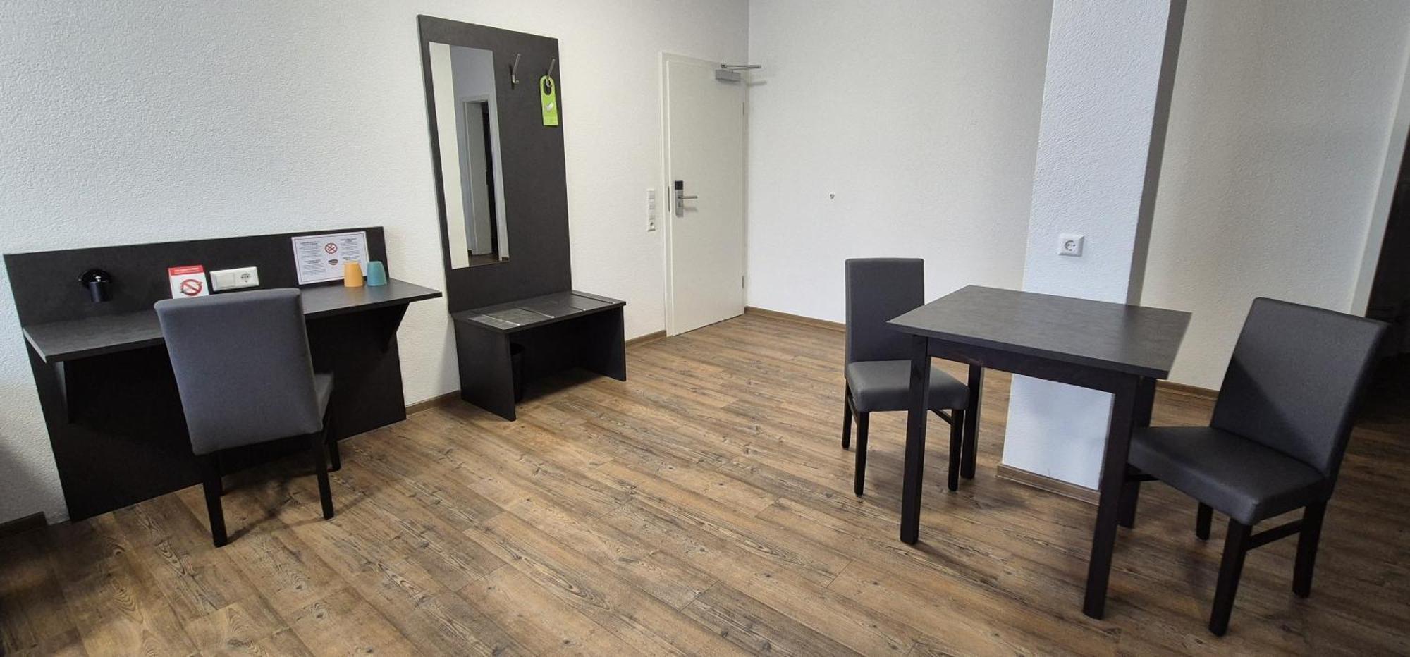 Melvi Hotel Göppingen מראה חיצוני תמונה