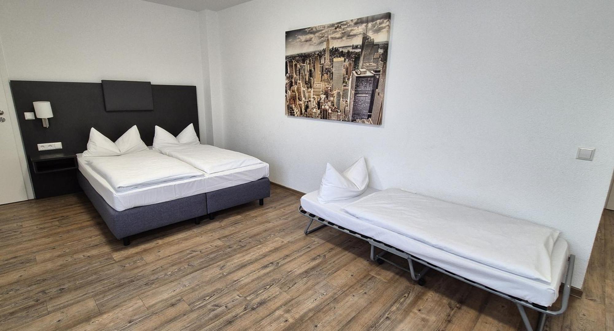 Melvi Hotel Göppingen מראה חיצוני תמונה