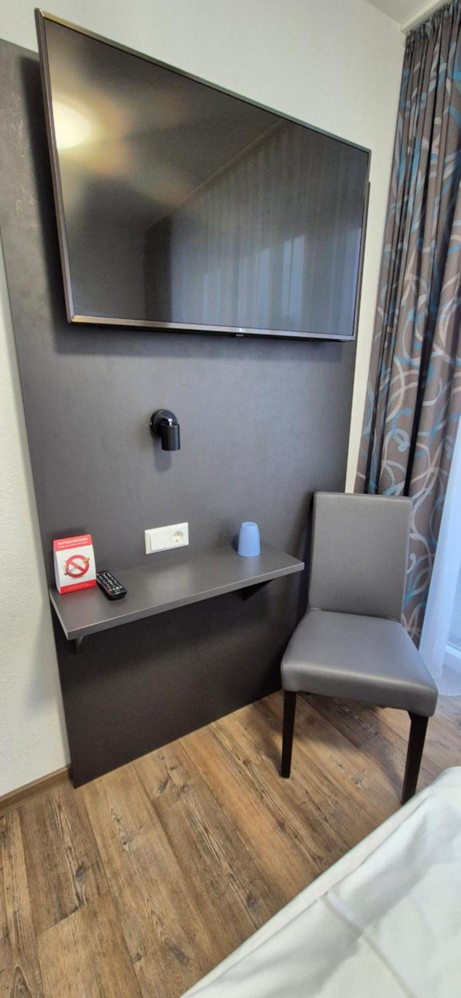 Melvi Hotel Göppingen מראה חיצוני תמונה