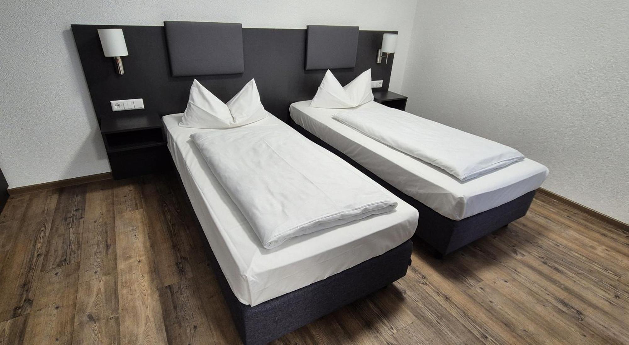 Melvi Hotel Göppingen מראה חיצוני תמונה