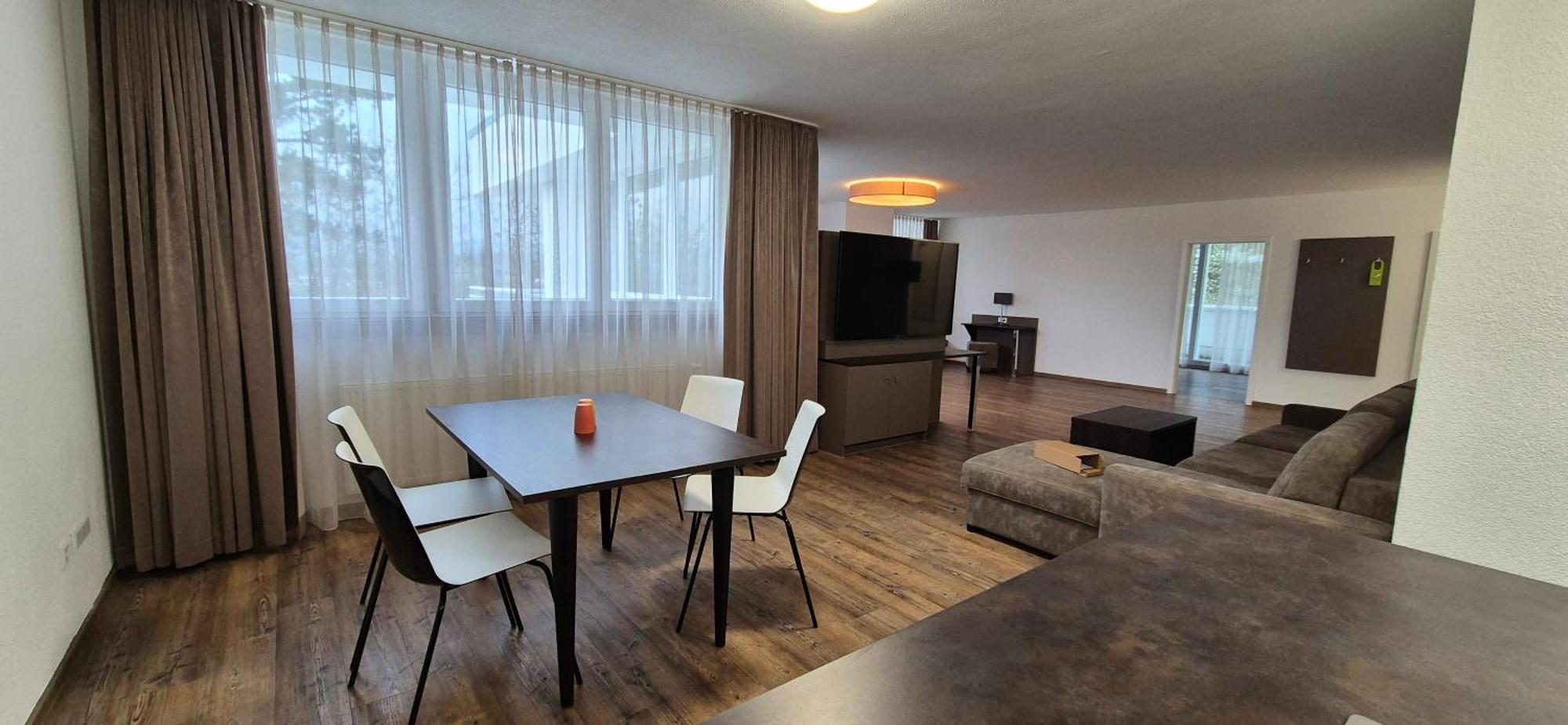Melvi Hotel Göppingen מראה חיצוני תמונה